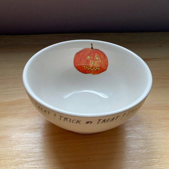 Rae Dunn Halloween | Trick or Treat bowl - Picture 2 of 5